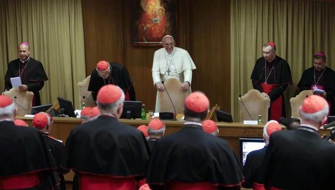 Niemiecka prasa krytycznie o synodzie. "Nie zawiera ducha przełomu"