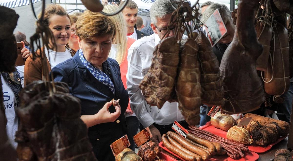 Beata Szydło w Szydłowcu mówi o podatkach