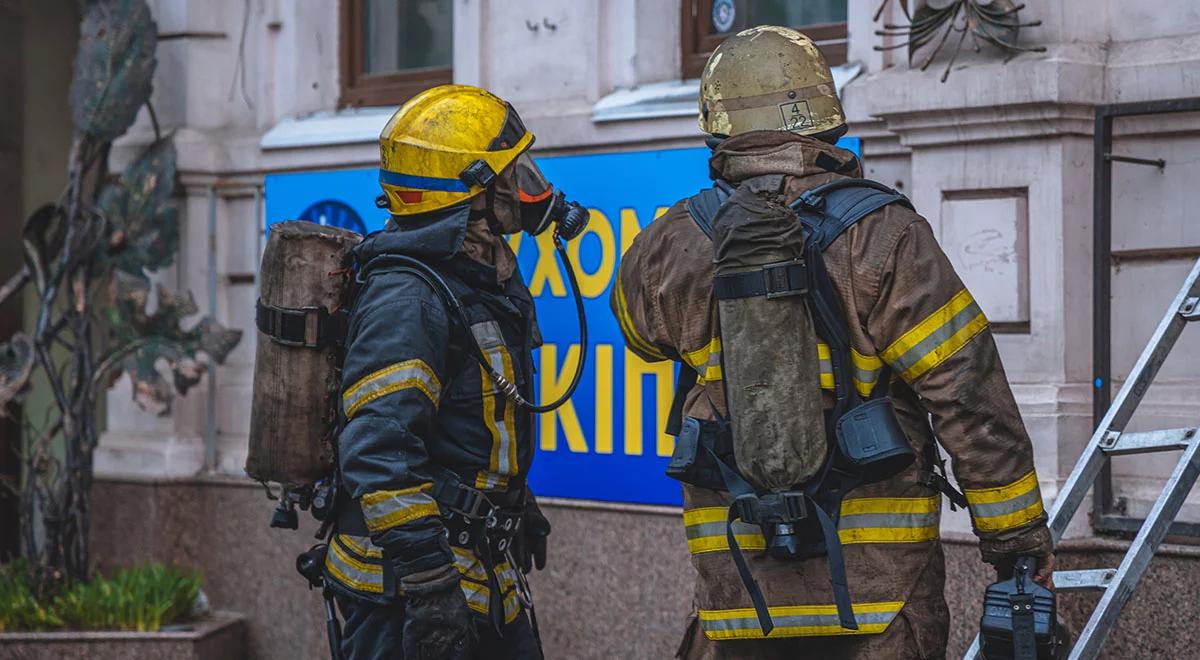 Ukraina: pożar kościoła św. Teresy od Dzieciątka Jezus. Trwa akcja gaśnicza