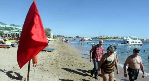 Plaże zamknięte z powodu rekinów