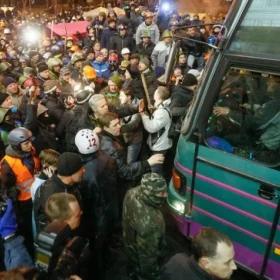 Koniec pierwszej tury rozmów. Mijają trzy miesiące od rozpoczęcia protestów w Kijowie