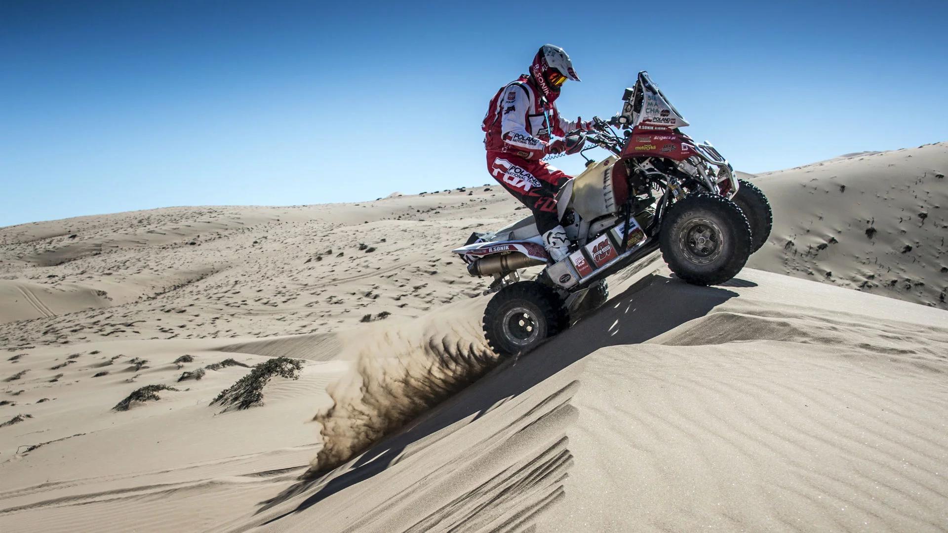 Atacama Rally: Rafał Sonik czwarty po pierwszym etapie. "Siedem miesięcy temu się nie poddałem i teraz czuję, że odwracam los" 