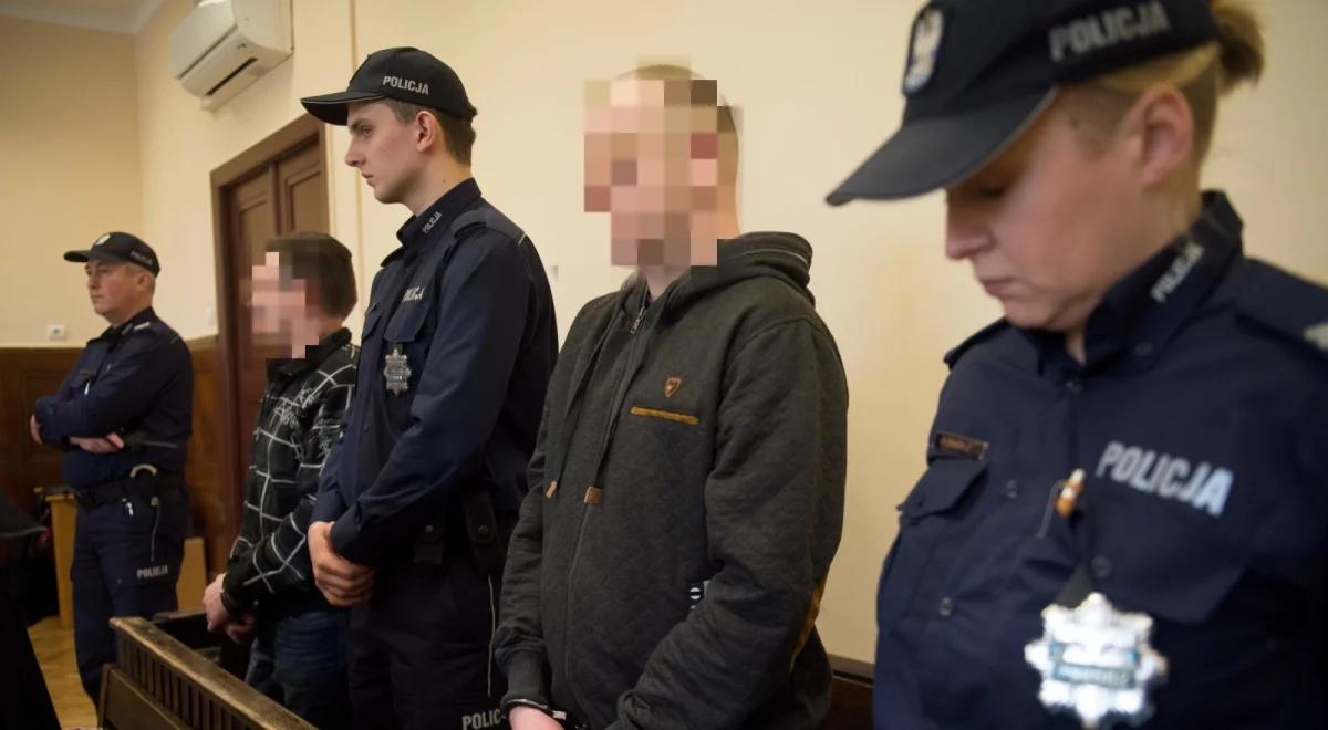 Łódź: dożywocie dla mężczyzn, którzy polali benzyną i podpalili kobietę