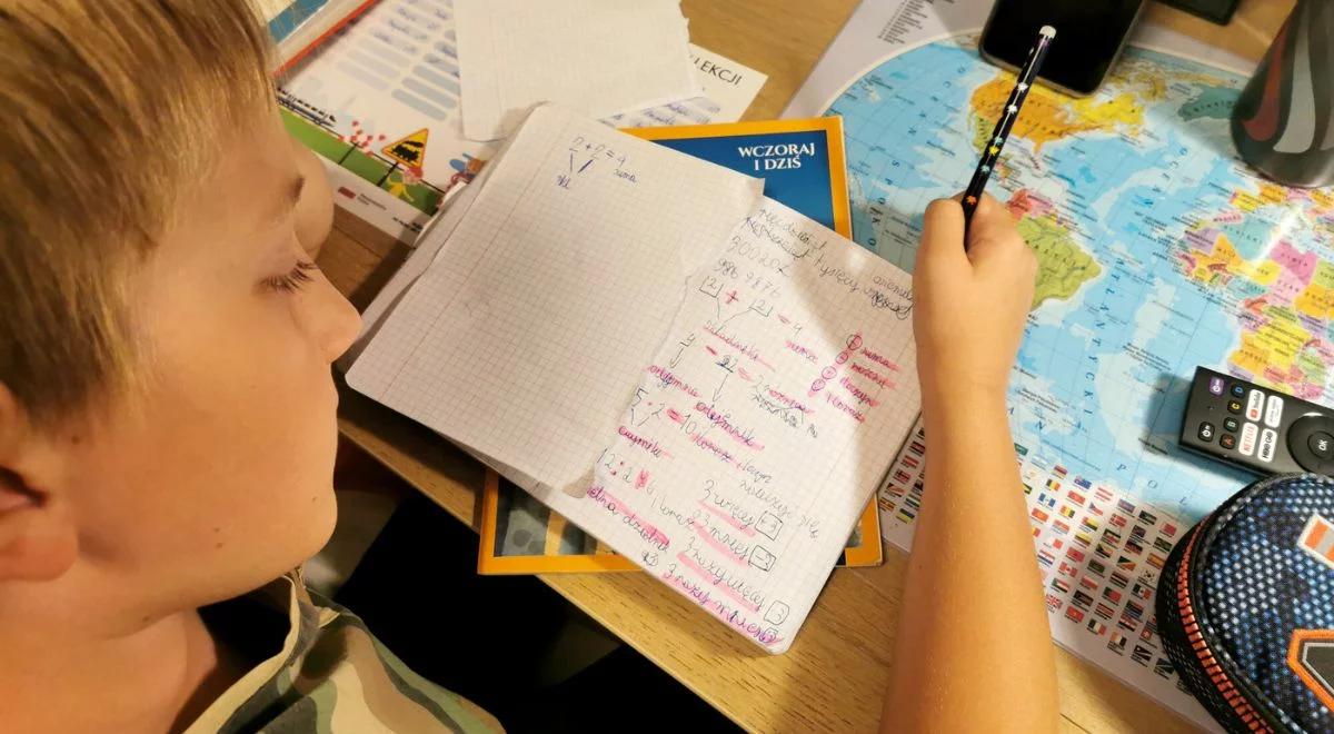Koniec z bezpłatną edukacją domową. Zmiany uderzą w rodziny mniej zamożne i wielodzietne?