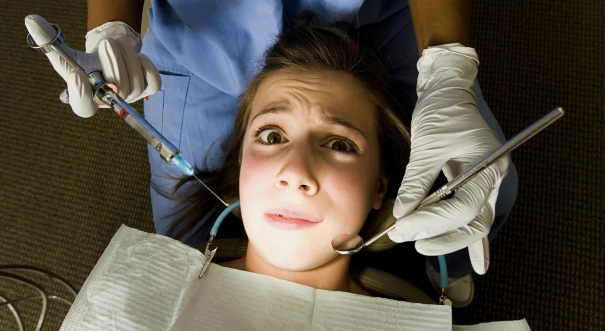 Dentysta oszust - usłyszał 3208 zarzutów. Wyłudził 220 tysięcy z NFZ