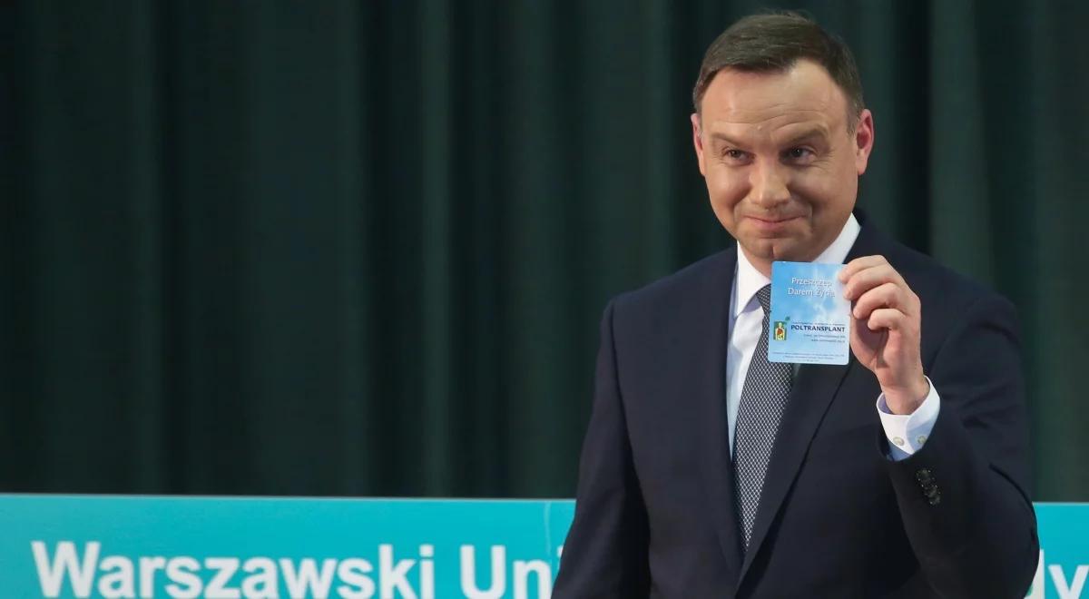 Prezydent popiera transplantacje. Podpisał deklarację woli, by zostać dawcą