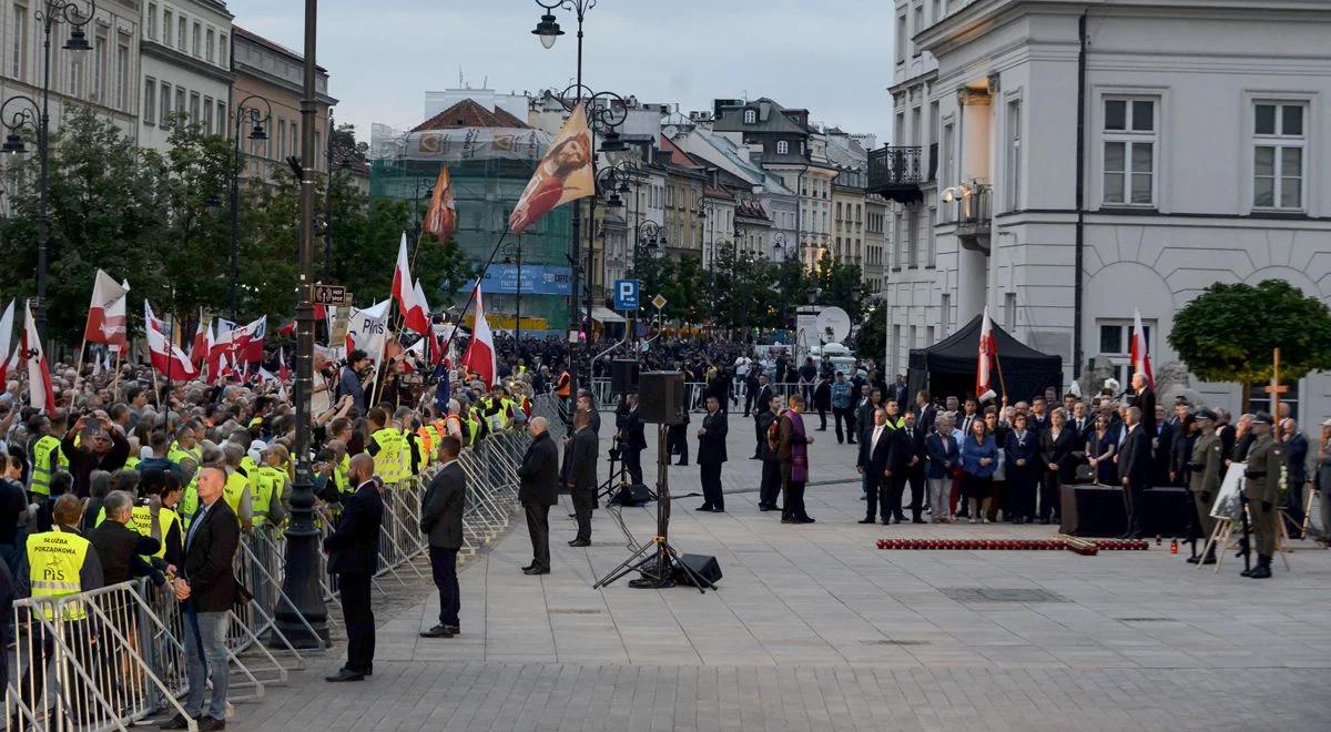 "Mowa nienawiści". Ryszard Petru napisał list do Jarosława Kaczyńskiego o miesięcznicach smoleńskich 