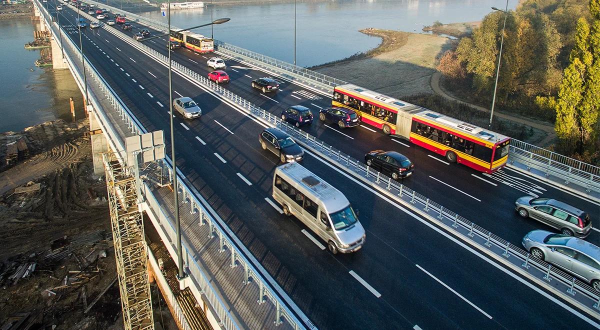 Warszawa: samochody mogą już jeździć Mostem Łazienkowskim