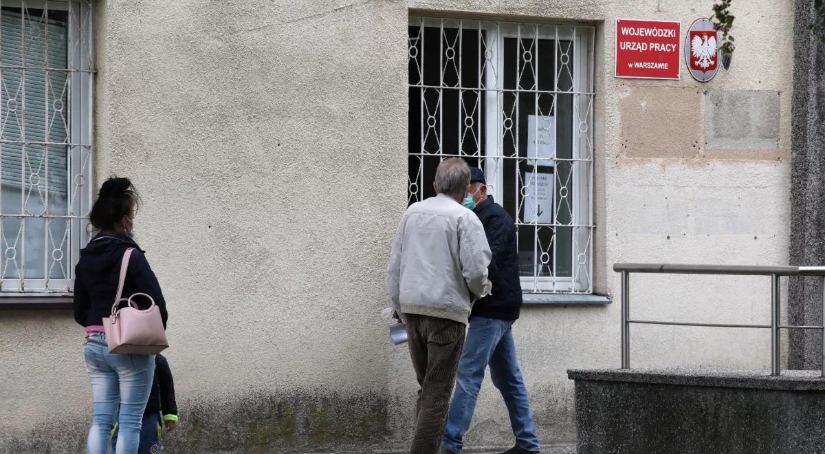 Zasiłek dla bezrobotnych wyniesie 1200 zł? Minister rodziny wyjaśnia