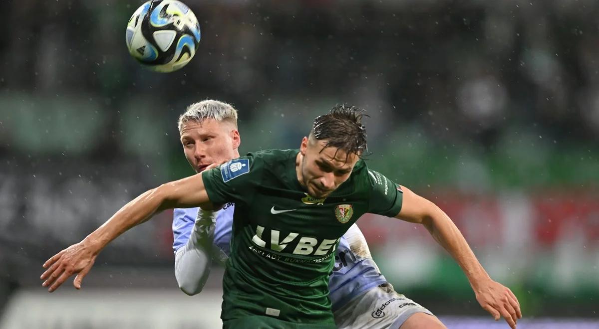 Ekstraklasa: potknięcie Śląska i skandal. Marciniak przerwał mecz