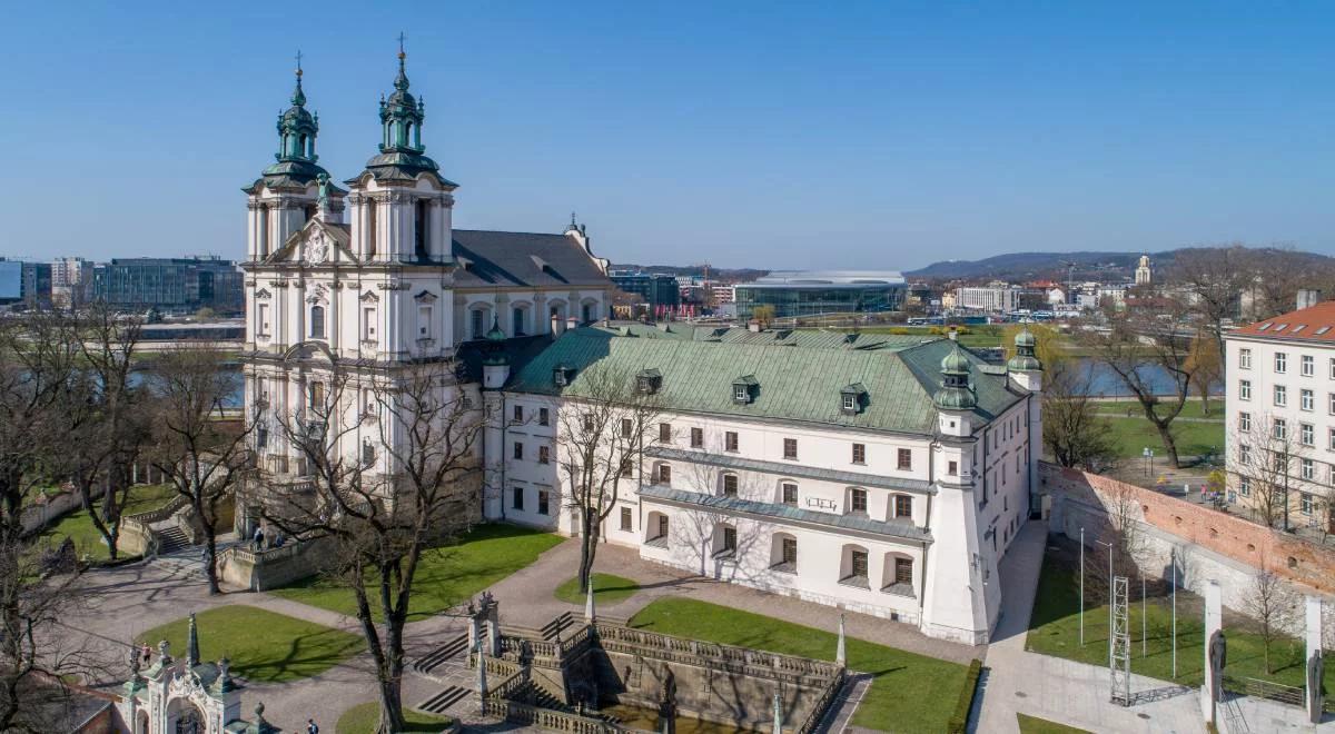 Krypta Zasłużonych na krakowskiej Skałce. O. Tabulski: przestrzeń ducha, to miejsce "mówi sobą"