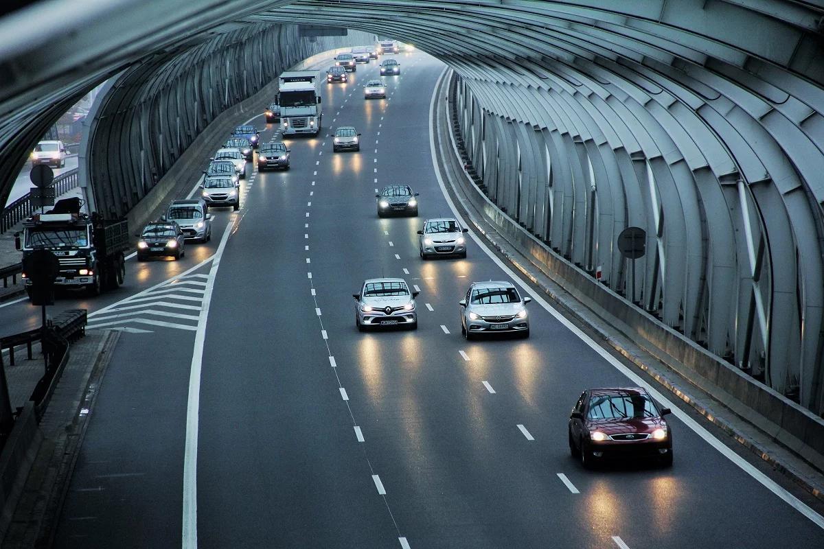 Czy brakuje pieniędzy i przepisów na autostrady? Tak uważa GDDKiA