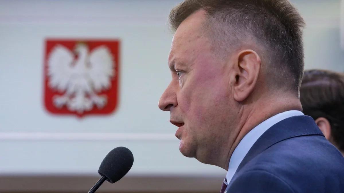 Akt oskarżenia dla Błaszczaka. Piotr Drabik: każdy z nas miałby za to szybki proces
