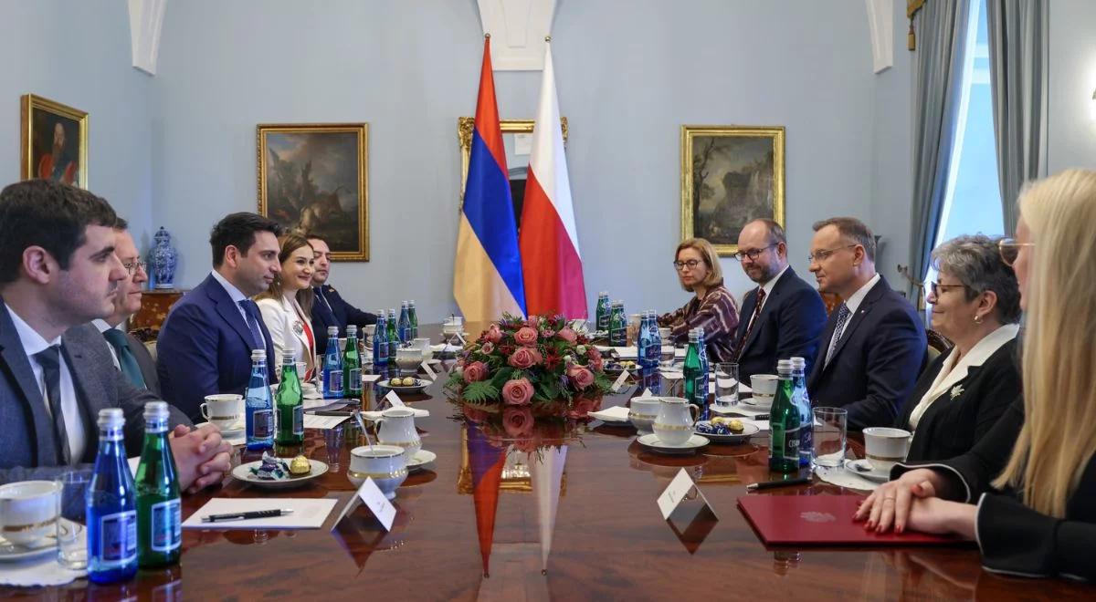 Spotkanie prezydenta Dudy z przewodniczącym parlamentu Armenii. Rozmawiano m.in. o współpracy gospodarczej