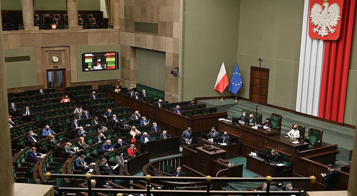 Pakiet VAT e-commerce i ulga podatkowa związana z e-TOLL Posłowie przyjęli nowelizację