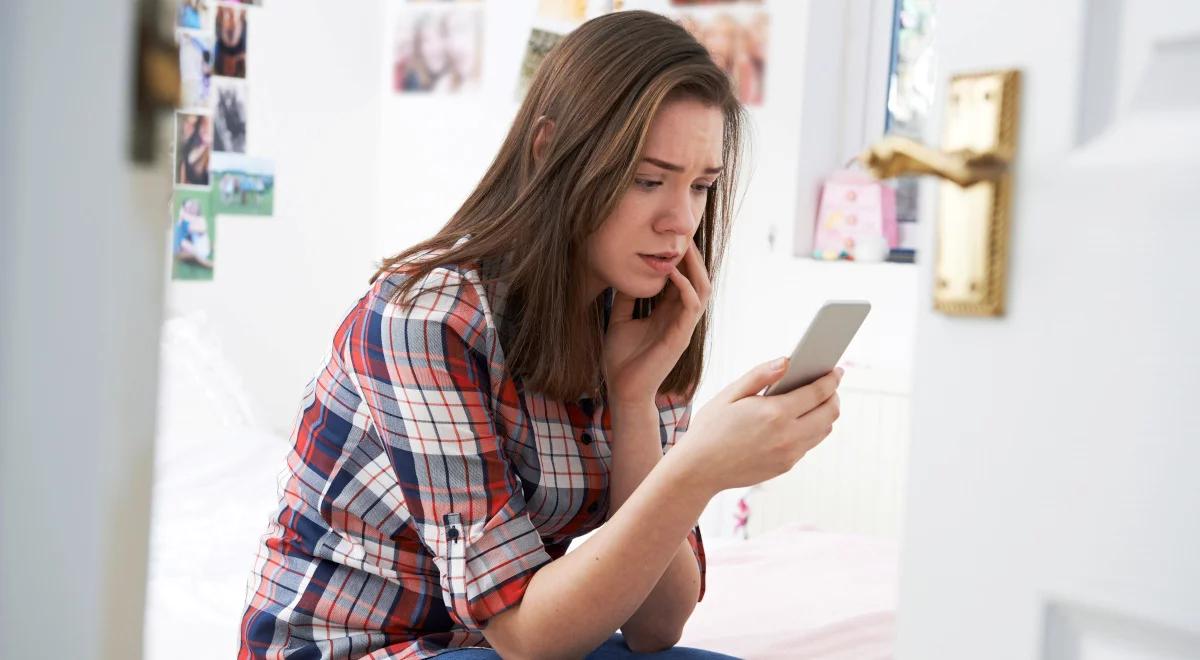 Czy czujemy się bezpiecznie w Internecie? Raport Pekao prezentuje cztery typy postaw