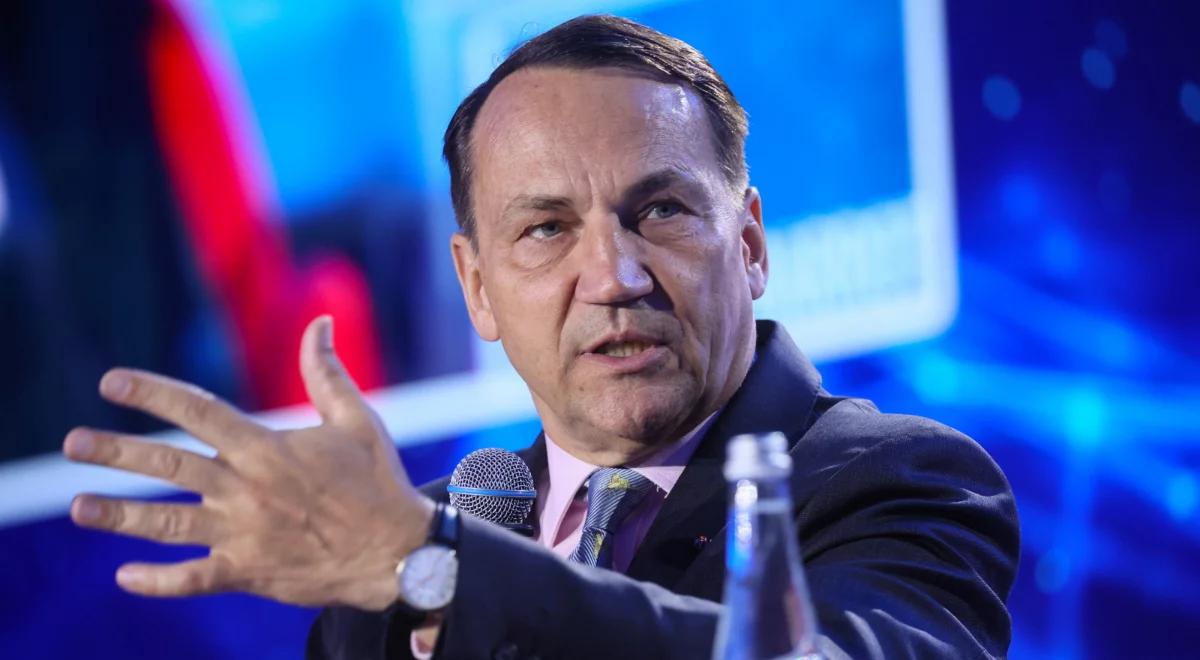 Sikorski: odradzałbym Putinowi wojnę z NATO