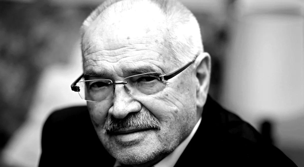 "Sylwester Chęciński nie brał scenariuszy za wszelką cenę". Jacek Bromski wspomina twórcę "Samych swoich"