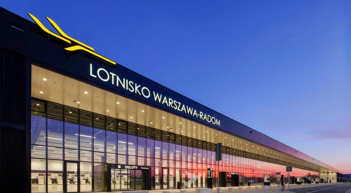 Oficjalne otwarcie lotniska Warszawa-Radom. Pierwszy samolot pasażerski wyląduje wieczorem