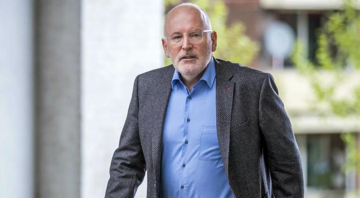 Frans Timmermans ponownie krytykuje Polskę za zmiany w sądownictwie