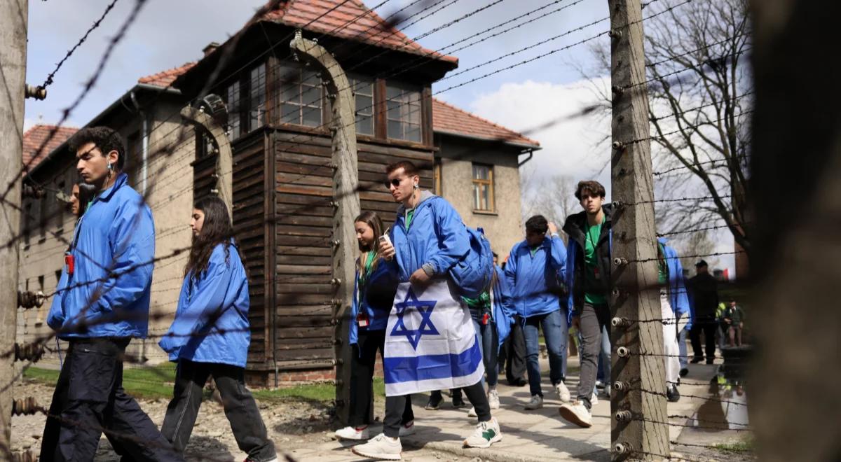 W Oświęcimiu przeszedł Marsz Żywych. Uczestnicy pokonali trzykilometrową Drogę Śmierci