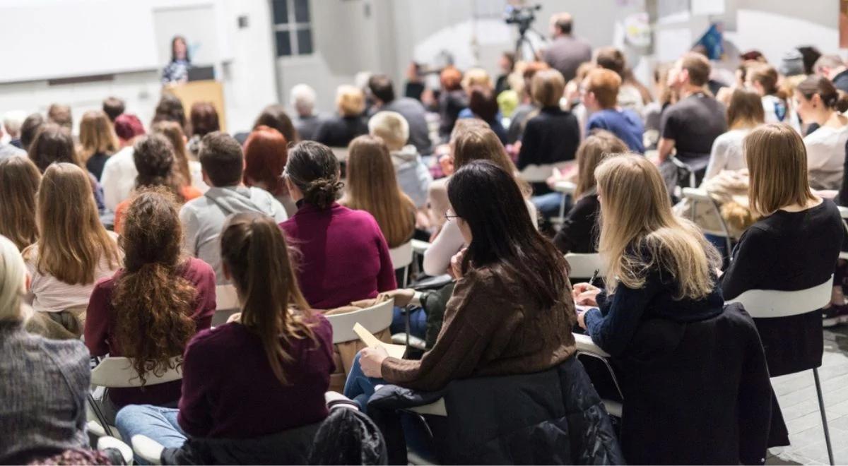 Debata o sprawach najważniejszych dla kobiet. Startuje konferencja "Polka XXI w."