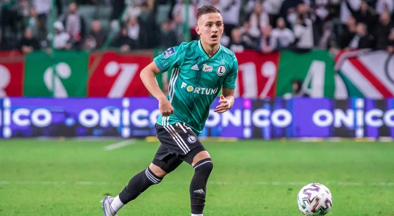 Ekstraklasa: niespodziewana zmiana planów. Media: Michał Karbownik opuści Legię już zimą