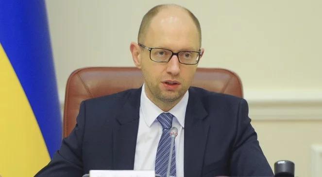Arsenij Jaceniuk: Ukraina prowadzi wojnę na dwóch frontach