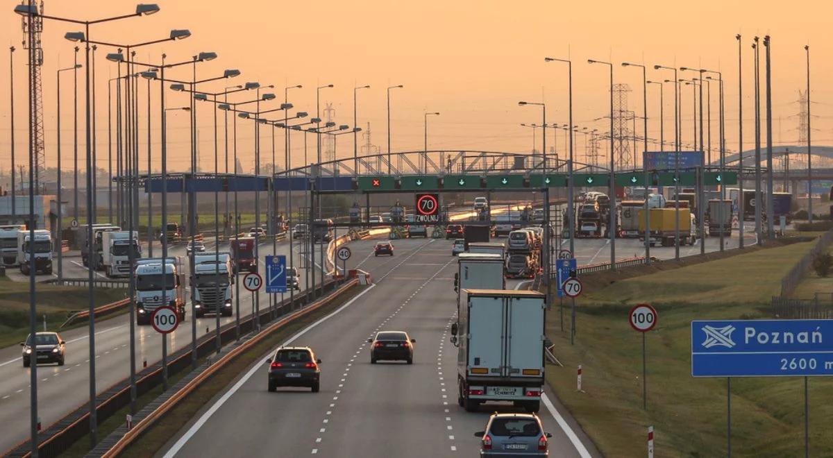 Bezpłatne autostrady i zakaz wyprzedzania dla TIR-ów. Zmiany w ruchu drogowym wchodzą w życie