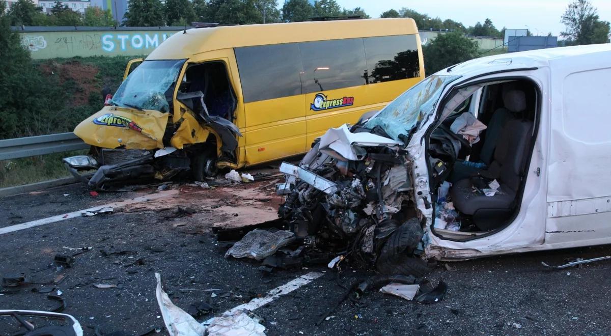 Poważny wypadek na DK nr 16. 13 osób trafiło do szpitala