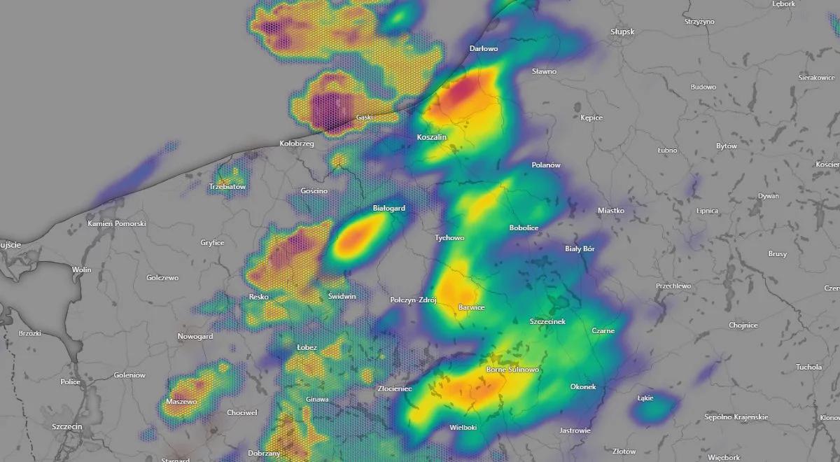 Gdzie jest burza? Pilny alert RCB dla połowy Polski. Radar burz [NA ŻYWO]