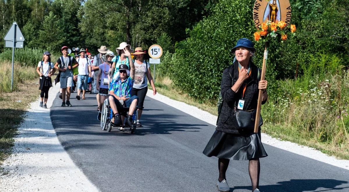 Prymas: można pielgrzymować i niczego nie doświadczyć, trzeba się ocknąć