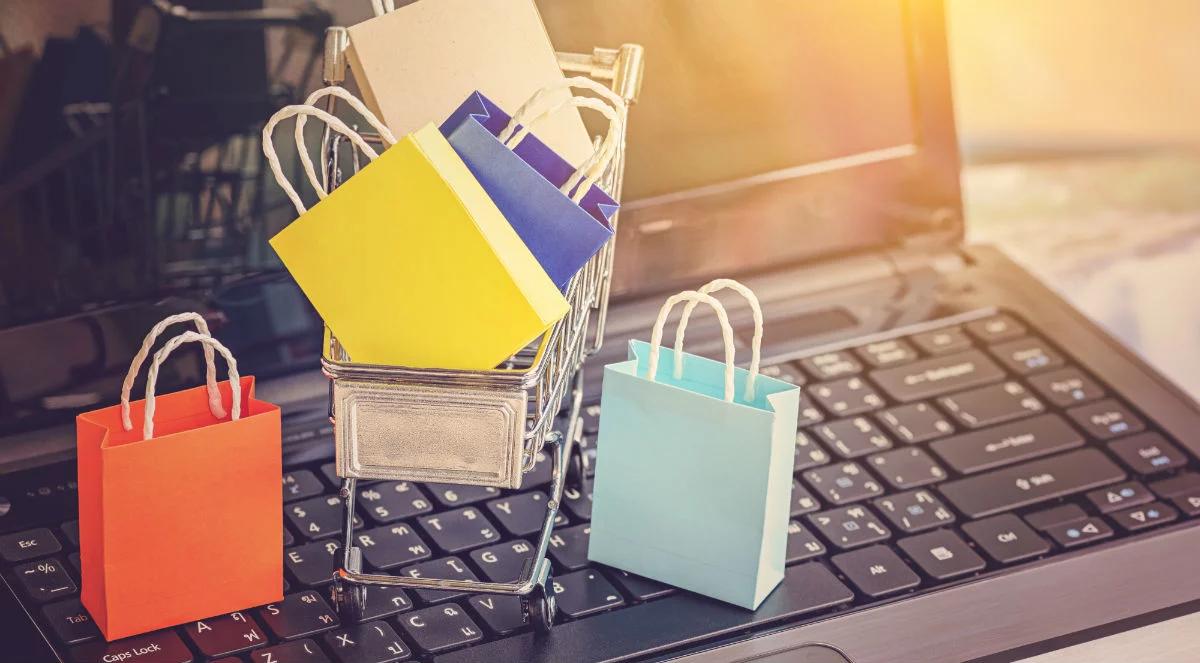 Black Friday i Cyber Monday nakręcają branżę e-commerce