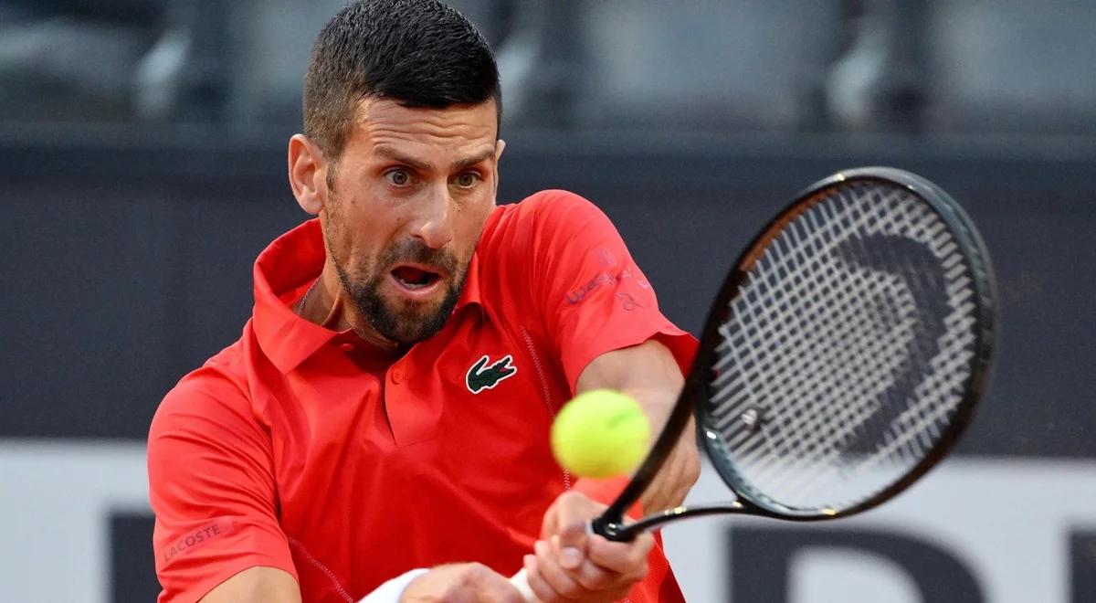 ATP Rzym. Djoković uderzony butelką. Kuriozalna sytuacja z udziałem kibica