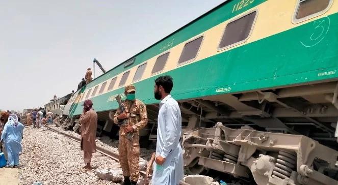 Katastrofa kolejowa w Pakistanie. Co najmniej kilkadziesiąt ofiar