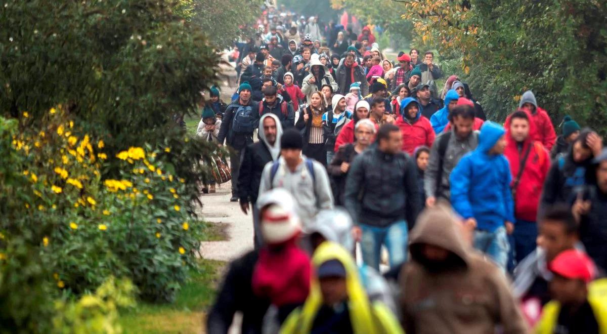 Migranci zmieniają szlak: kierują się przez Słowenię ku Austrii