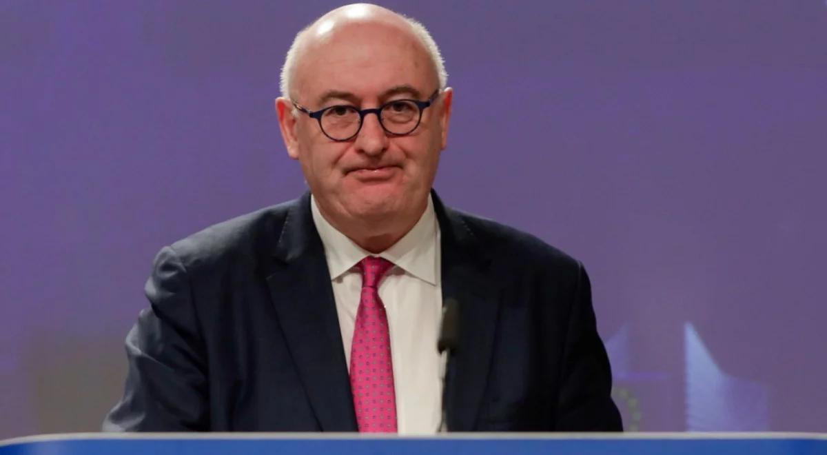 Dymisja unijnego komisarza z Irlandii. Złamał zasady bezpieczeństwa w czasie pandemii