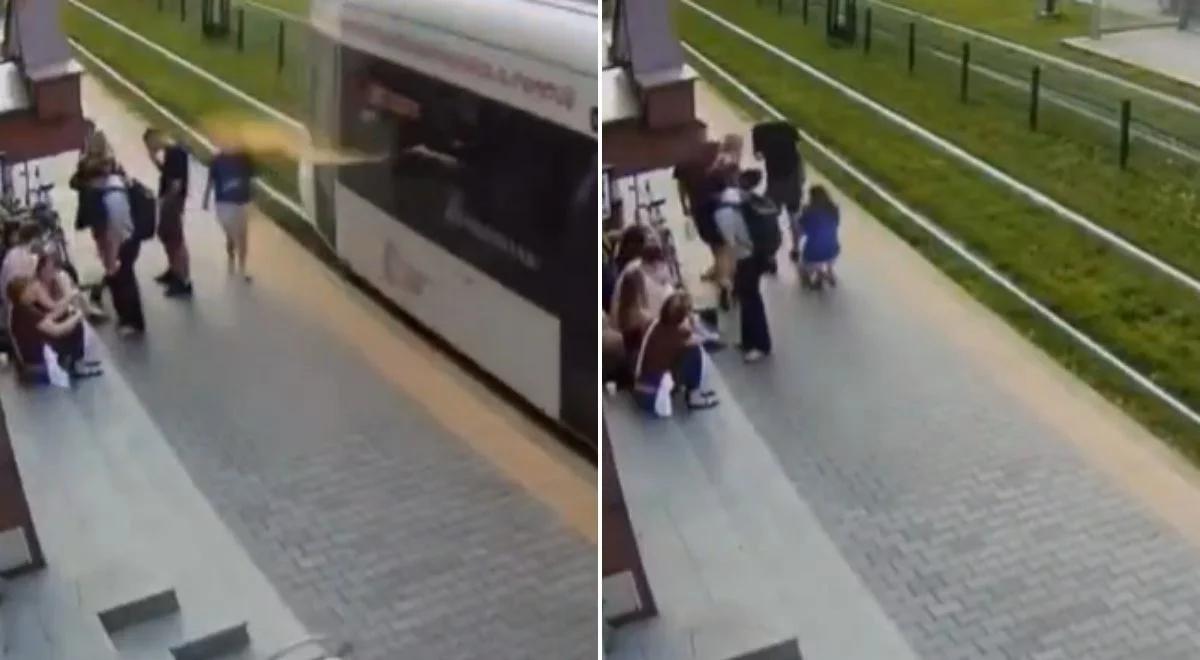 Kraków. Pasażer tramwaju opryskał ludzi gazem pieprzowym. "Skrajnie głupie"