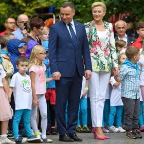 Bezpieczne wakacje z Parą Prezydencką