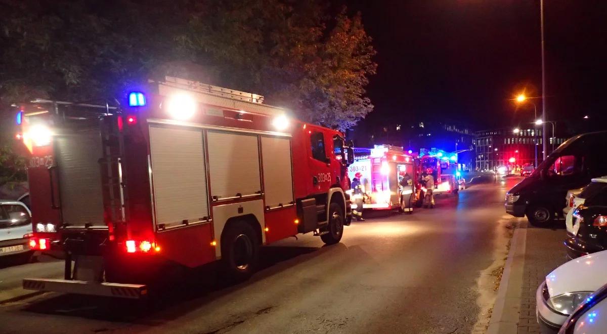 Pożar mieszkania na warszawskim Słodowcu. Jedna osoba nie żyje