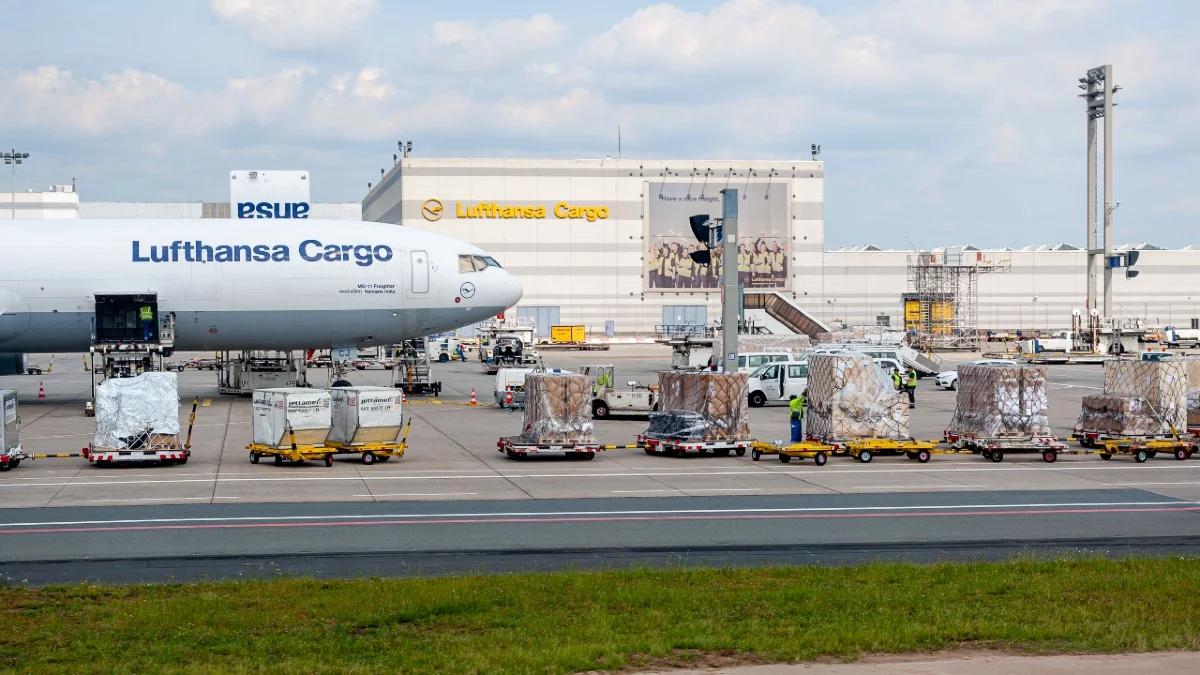 Gigantyczne pieniądze na bazę cargo Lufthansy. Koszty szybują w górę