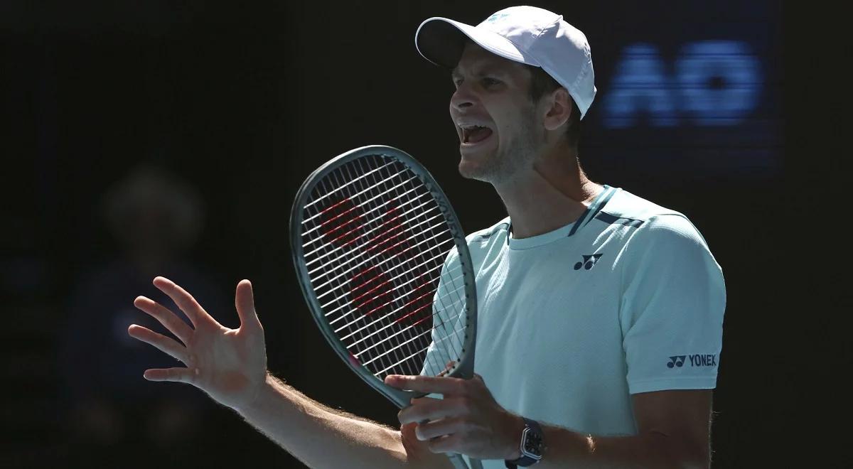 Australian Open: Hubert Hurkacz ukarany za swoje zachowanie na korcie. Polak zapłaci grzywnę