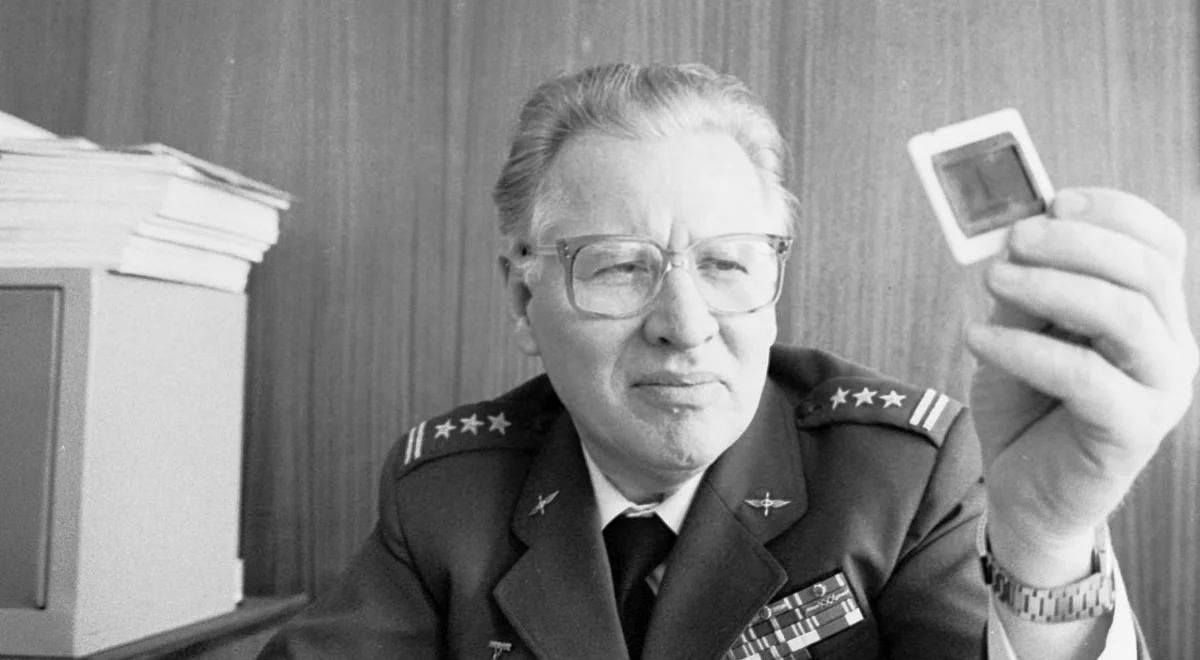 Pierwszy polski laser. Sukces prof. Zbigniewa Puzewicza i jego naukowców