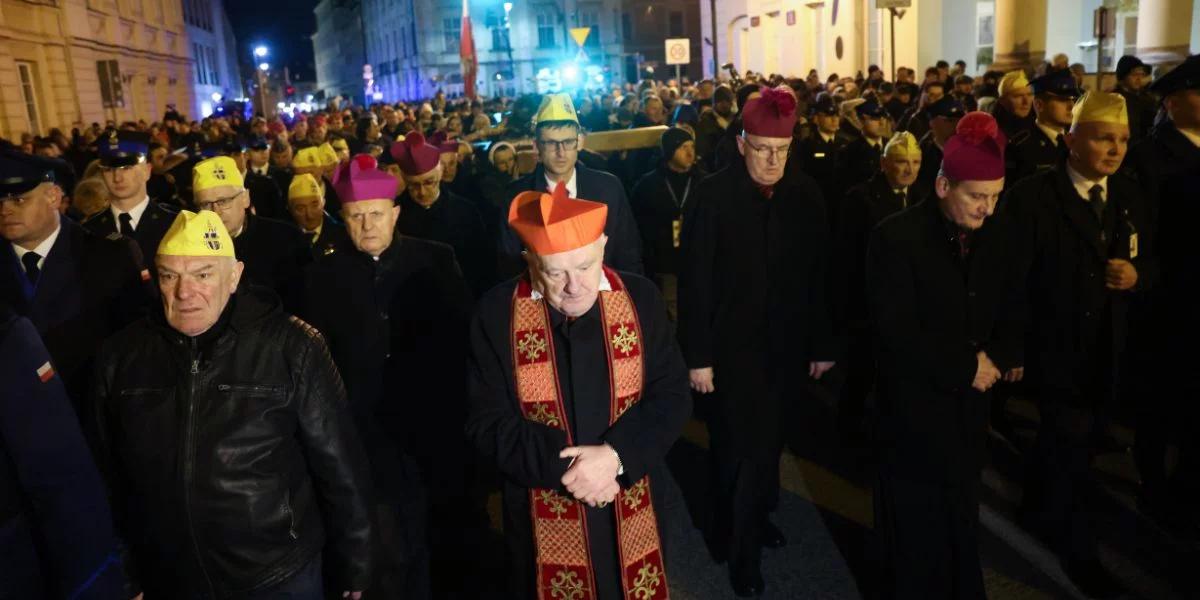 Centralna Droga Krzyżowa w Warszawie. Tą trasą pójdą wierni