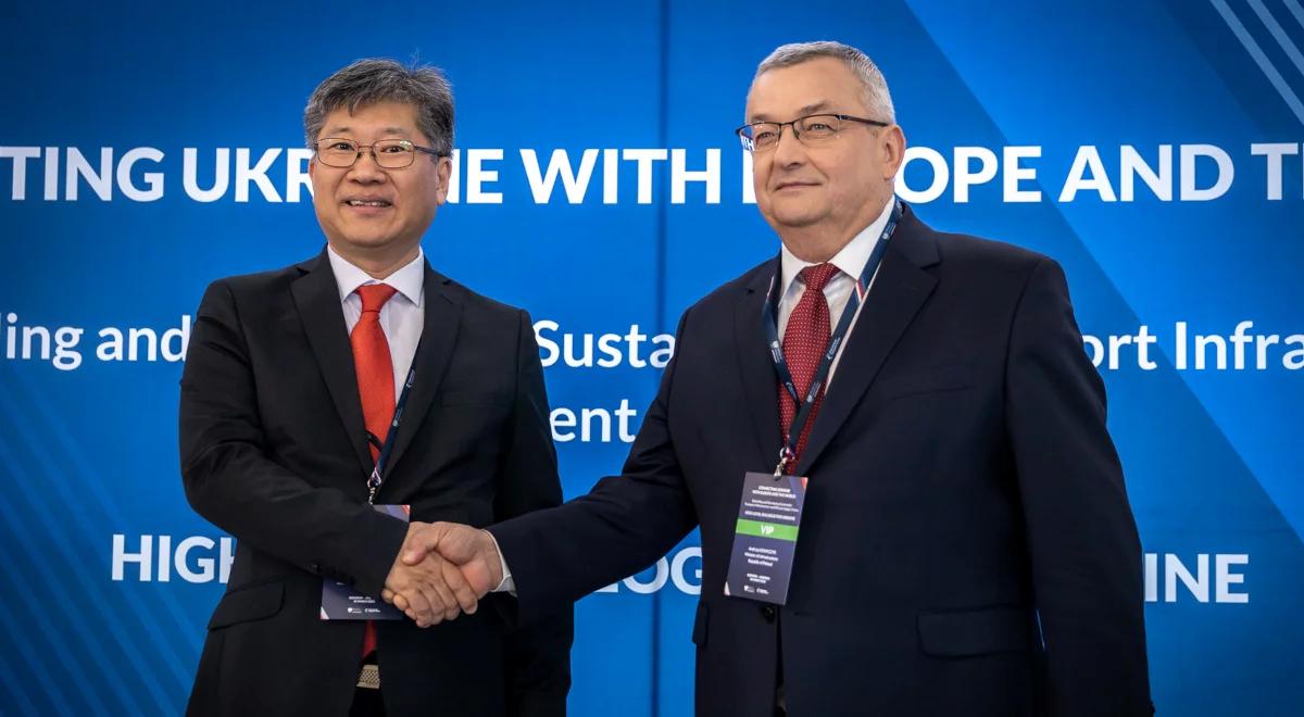 Dialog Wysokiego Szczebla dla Ukrainy. Na Podkarpaciu debatuje 23 ministrów transportu z całego świata