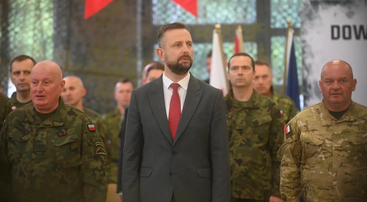 Żołnierze WOT postawieni w stan gotowości. Szef MON potwierdza