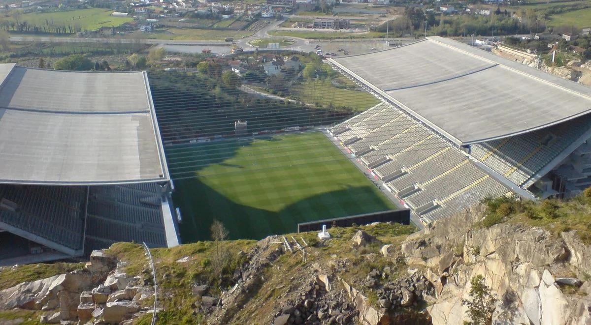 Nietypowe stadiony świata - architektoniczne perełki