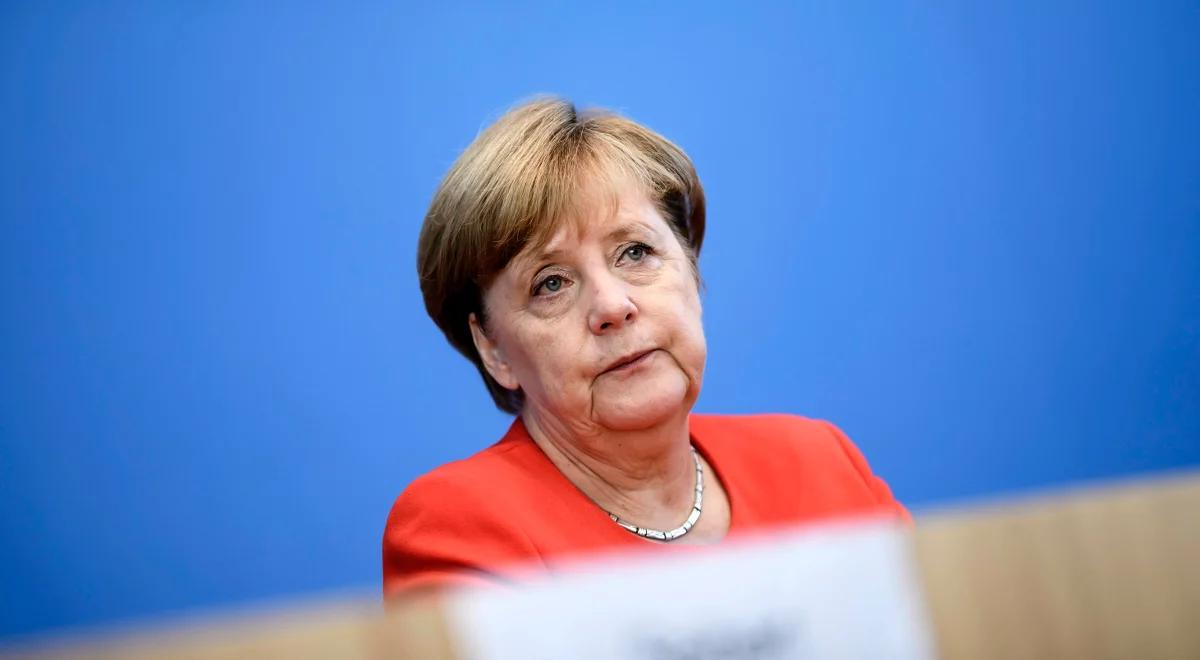 Niemcy. Prokuratura zasypana zawiadomieniami ws. zdrady Angeli Merkel