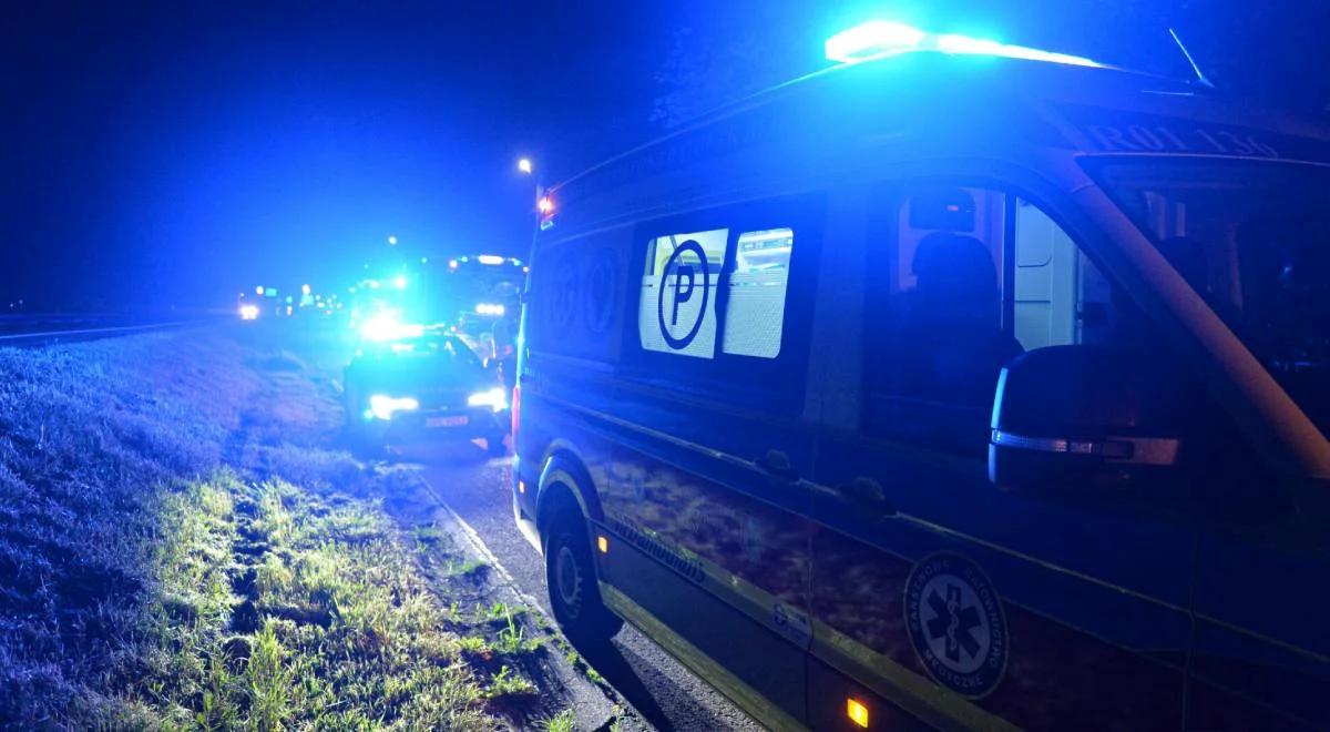 Tragiczny wypadek w Sierczy. Trzy osoby spłonęły w samochodzie