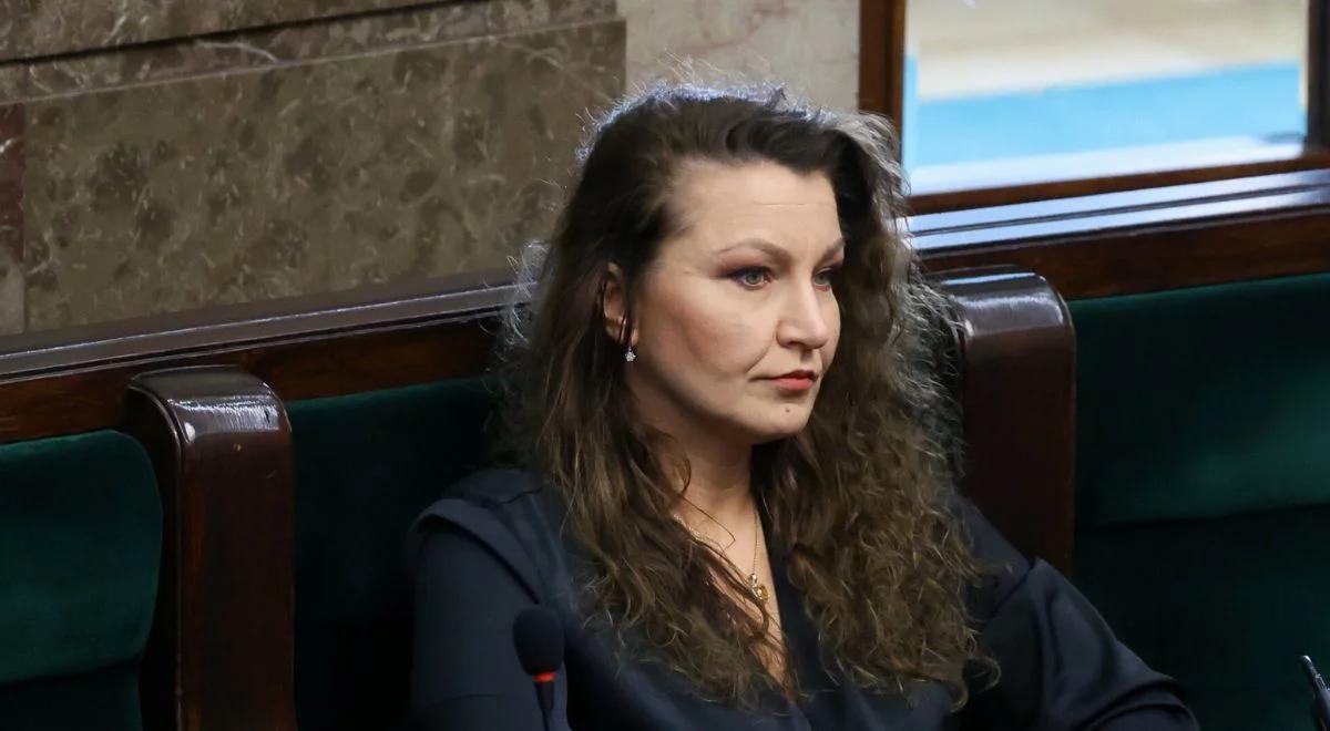 Pawłowska w klubie PiS. "Każda szabla się liczy"